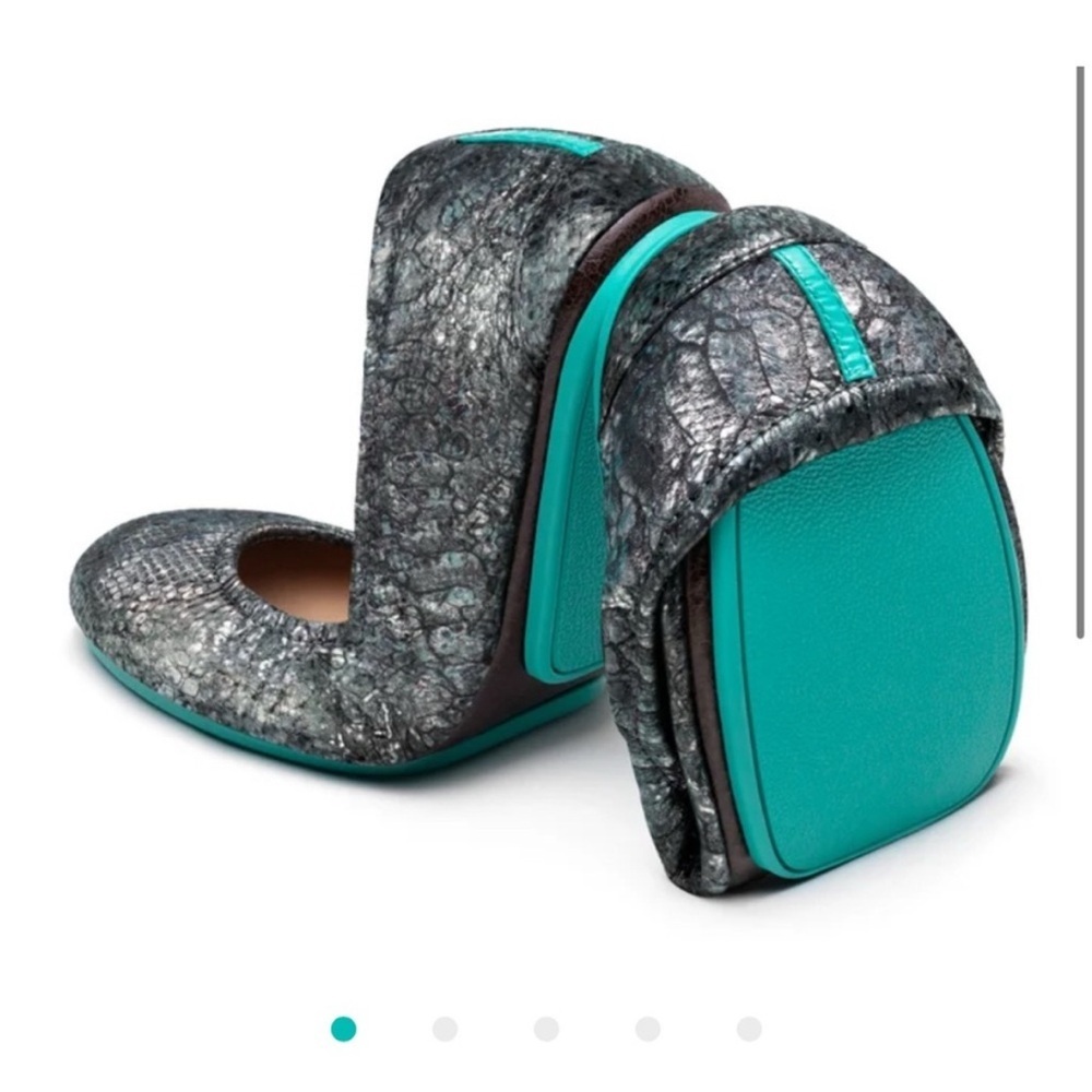 Tieks Drago Silver Metallic Ballet Flats Size 11 - Picture 2 of 9